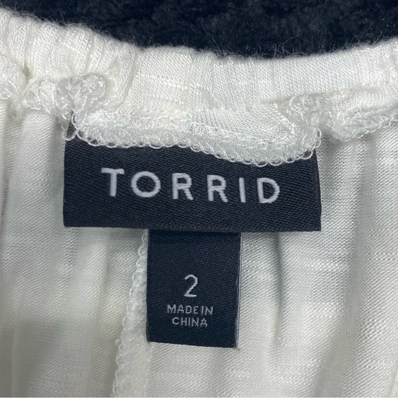 Torrid White Eyelet Lace Embroidered Tank Top Women’s 2 BEACH TROPICAL CRUISE - Picture 3 of 12